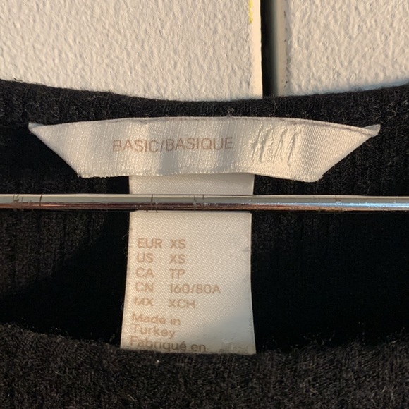 H&M XS Black Knit Long Sleeve Sweater Dress - Picture 3 of 3